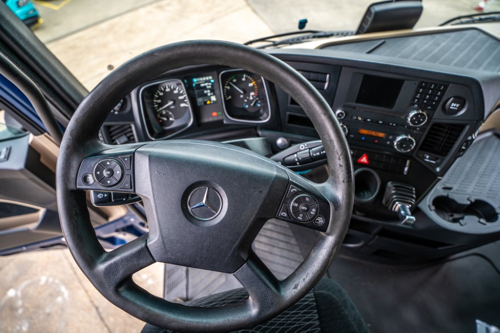 MERCEDES ACTROS 1846 LS 2017 E64544 ACTROS 1846 LS 2017 1 image 11
