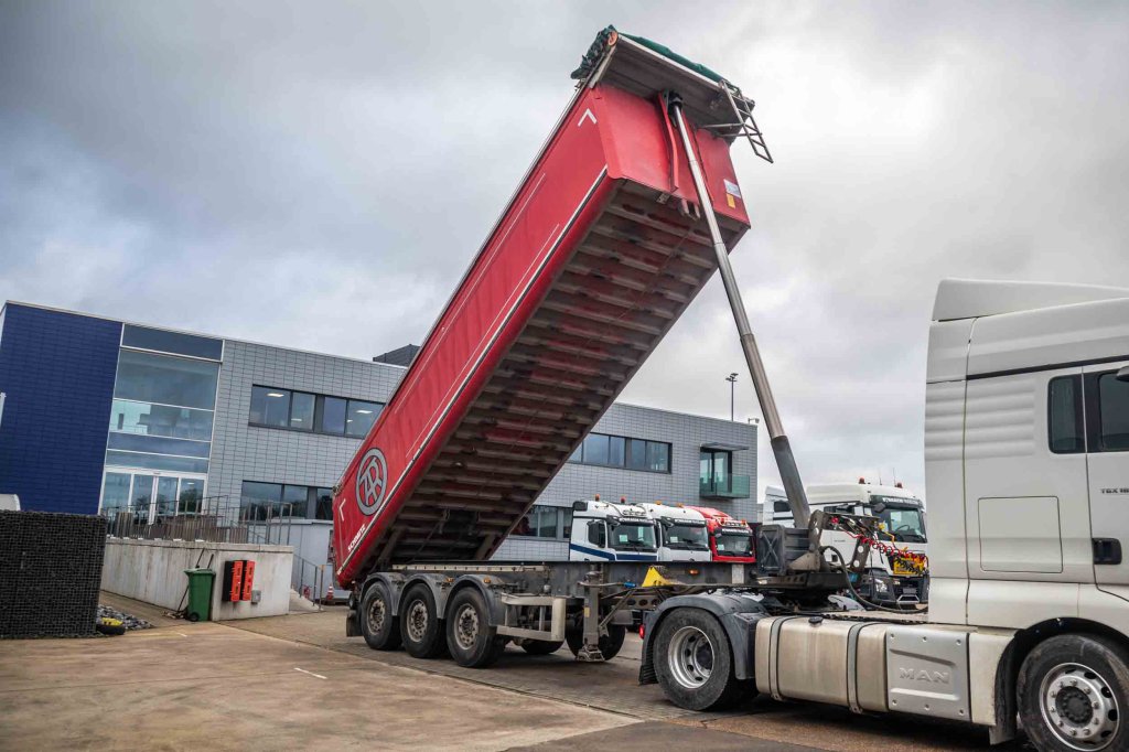 SCHMITZ SGF-S3- 32 M3 2018 E63221 Schmitz Cargobull SGF-S3- 32 M3 2018 1 image 2