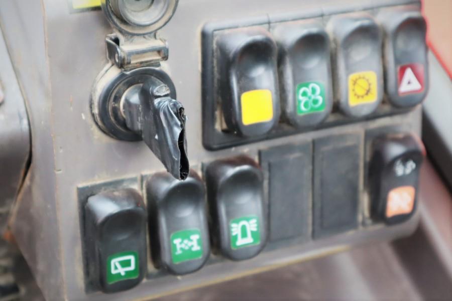 Heavy machinery product image - Image 11 of 15