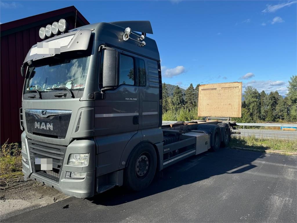 MAN TGX 26.500 Container chassis w/ lift 2019 21375 TGX 26.500 Container chassis w/ lift 2019 1 image 17