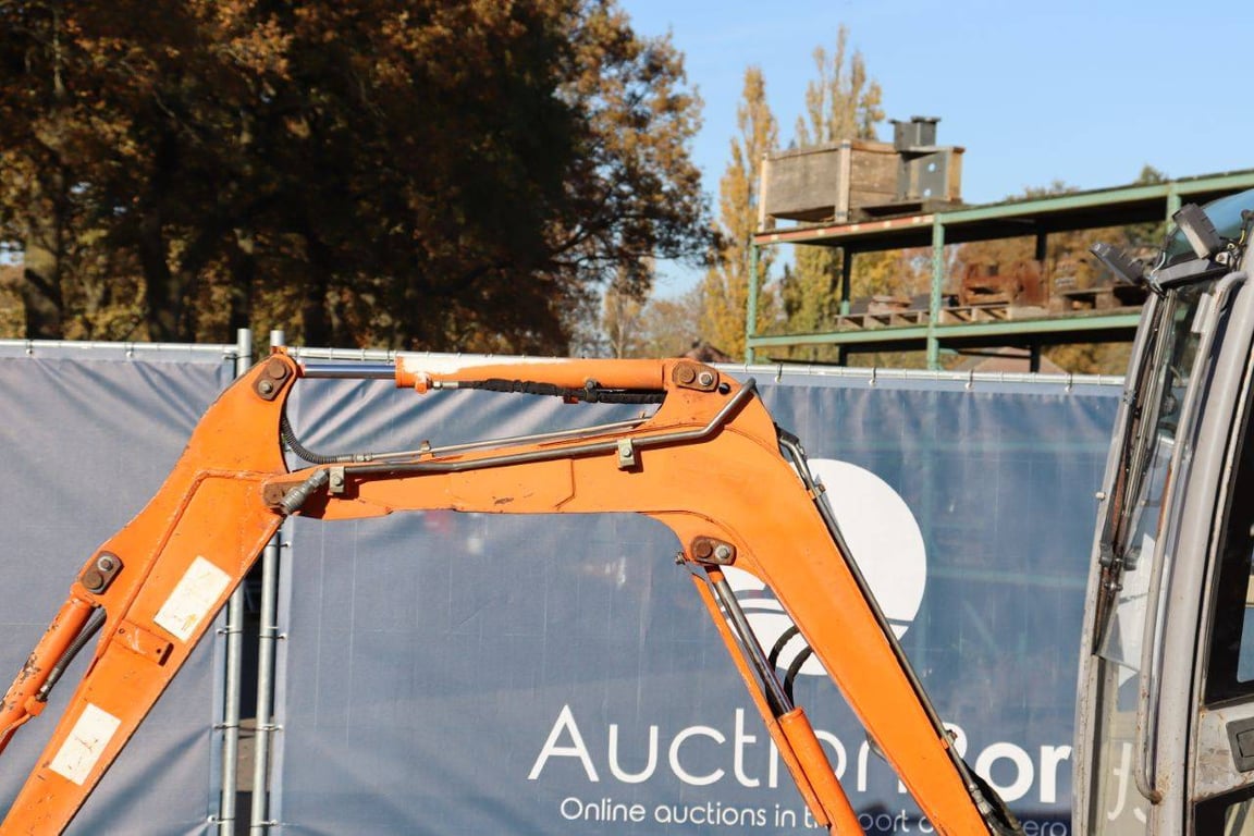 Mini excavator Hitachi ZX18 CLR Diesel 2009 2009 ZX18 CLR 2009 1 image 12