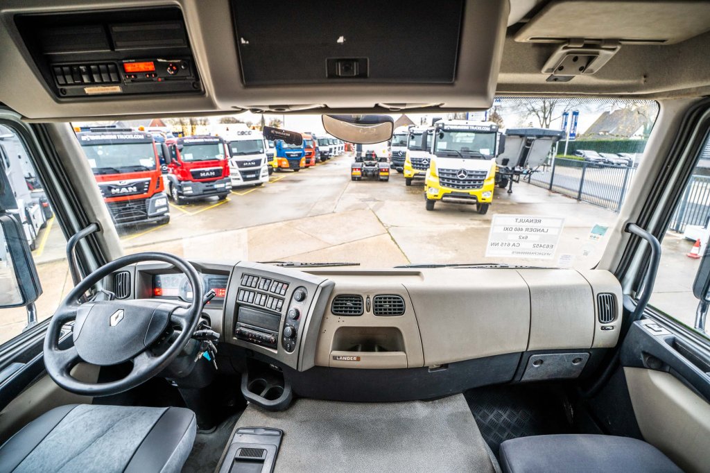 RENAULT LANDER 460 DXI -6X2+10 pneus/tires+INTARDER 2011 E63452 Renault LANDER 460 DXI -6X2+10 pneus/tires+INTARDER 2011 1...