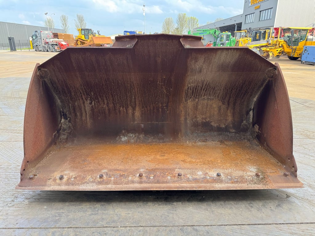 Caterpillar 966M Bucket 4.4 m3 2016 00033274 966M Bucket 4.4 m3 2016 1 image 8
