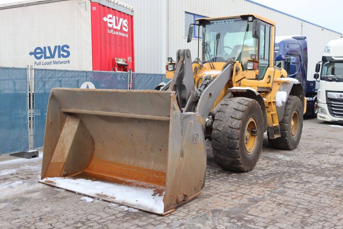 Wheel loader Volvo L90F Diesel 119kW 2007 2007 L90F 2007 1 image 9