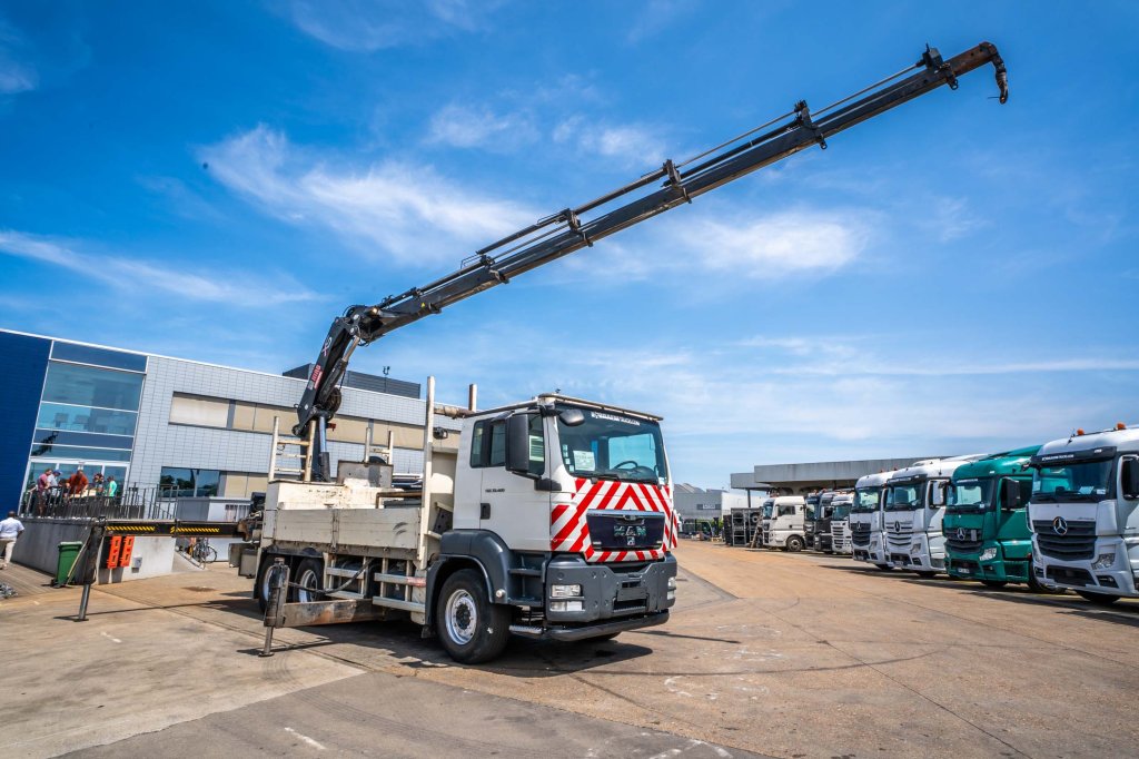 MAN TGS 33.400 BB - HIAB 377 E-5 HIPRO 2010 E63781 TGS 33.400 BB - HIAB 377 E-5 HIPRO 2010 1 image 3