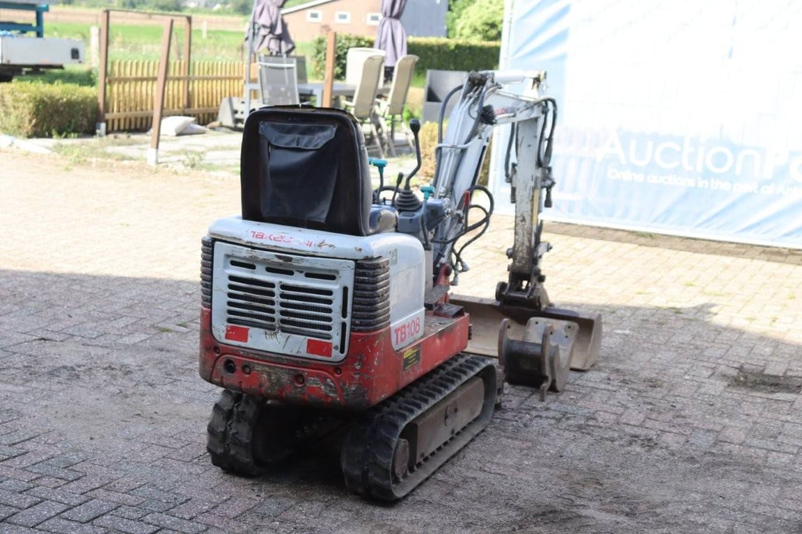 Mini excavator Takeuchi TB108 Diesel 2006 2006 TB108 2006 1 image 6