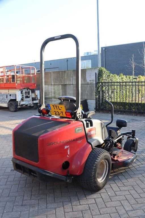 Toro GROUNDSMASTER 7210 Diesel Riding Mower 2019 2019 GROUNDSMASTER 7210 2019 1 image 6