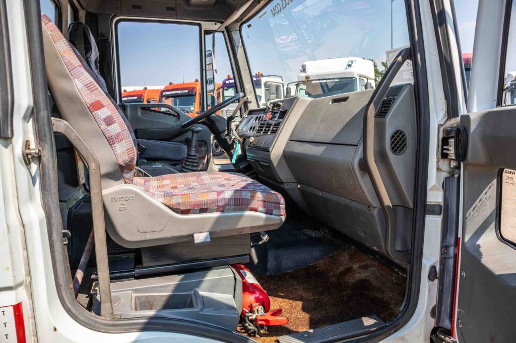IVECO 85E15+ CITERNE 5000 L 1994 E62277 85E15+ CITERNE 5000 L 1994 1 image 9