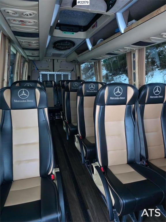 Mercedes-Benz Sprinter 519 2015 22179 Mercedes-Benz Sprinter 519 2015 1 image 6