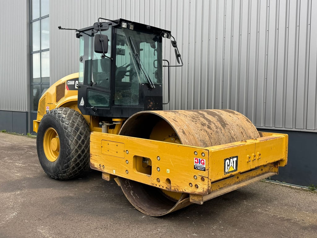 Caterpillar CS66B 2019 00033744 CS66B 2019 1 image 7