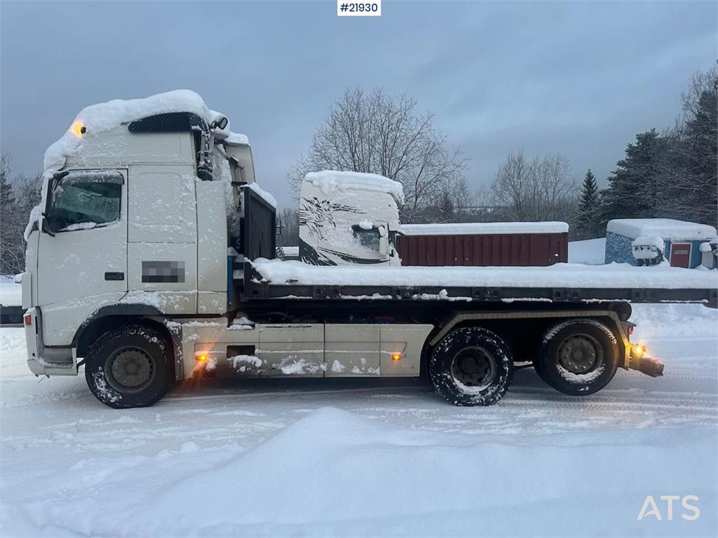 Volvo FH12 snow-plow equipped hook truck with flatbed – 2005 21930 FH12 snow-plow equipped hook truck with flatbed – 2005 ...