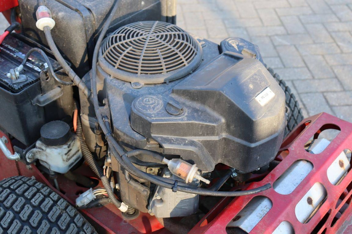 Ferris FW25 Petrol Riding Mower FW25 1 image 14