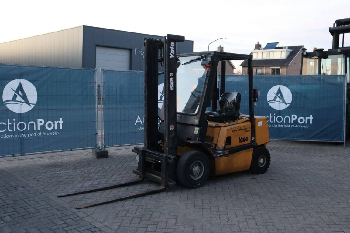 Forklift Yale GDP25TF Diesel 2340kg 1998 1998 GDP25TF 1998 1 Forklift image 9