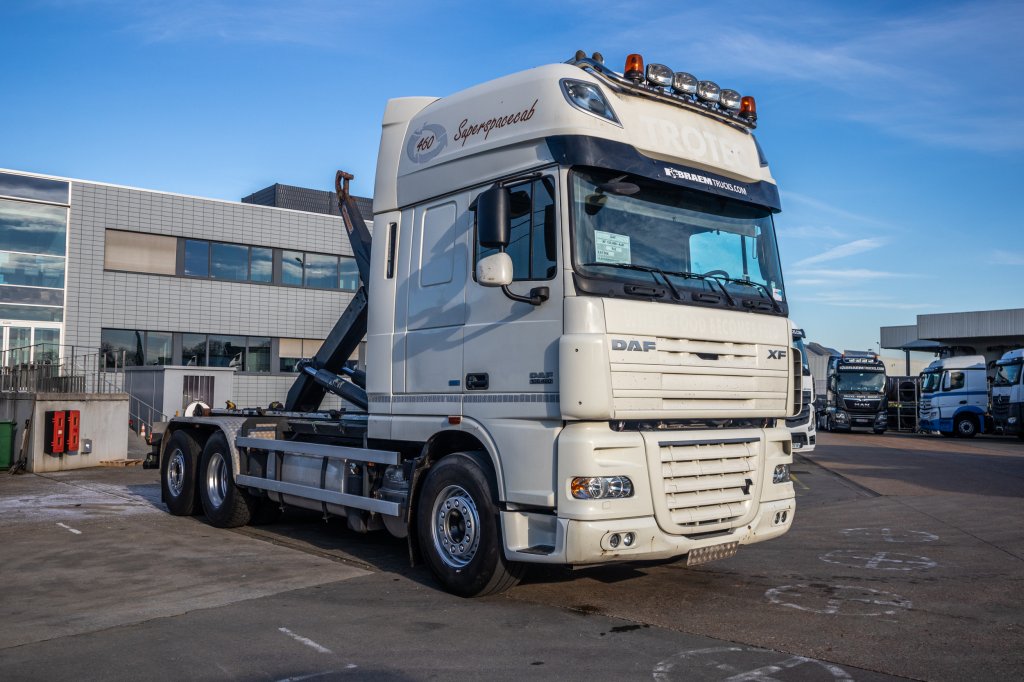 DAF XF 105.460 -6X2-INTARDER+AJK 20 T. 2014 E61384 DAF XF 105.460 -6X2-INTARDER+AJK 20 T. 2014 1 image 6