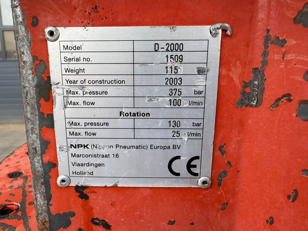 NPK D-2000 CW30 CW40 Sorting Grapple 2003 70001908 D-2000 CW30 CW40 Sorting Grapple 2003 1 image 12