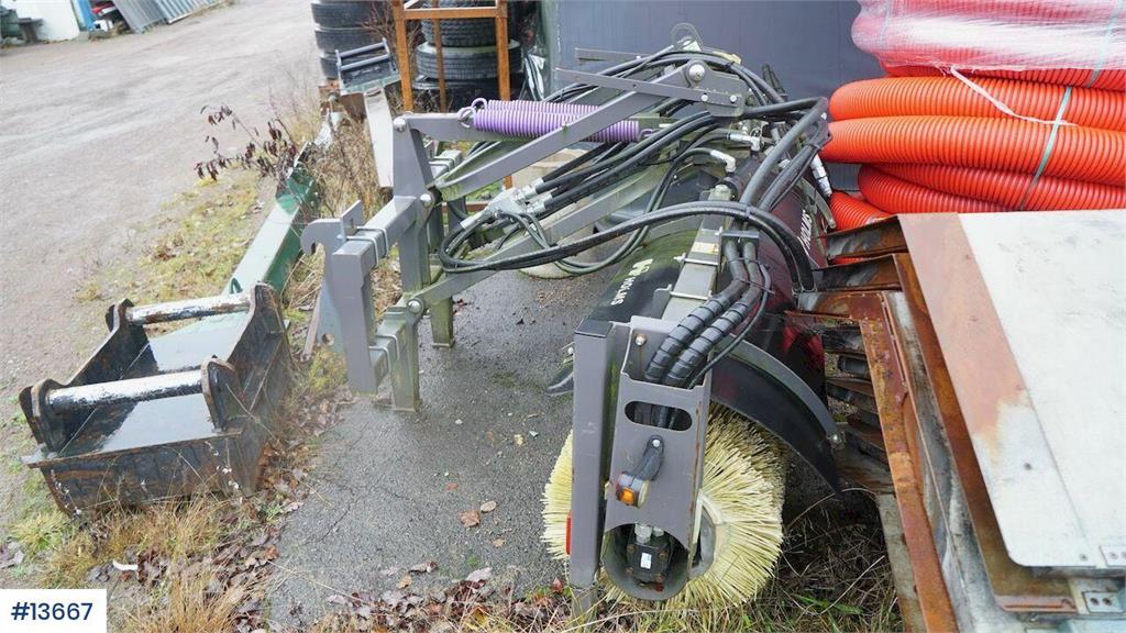 Holms SL-2.5 sweeper 2016 13667 Holms SL-2.5 sweeper 2016 1 image 4