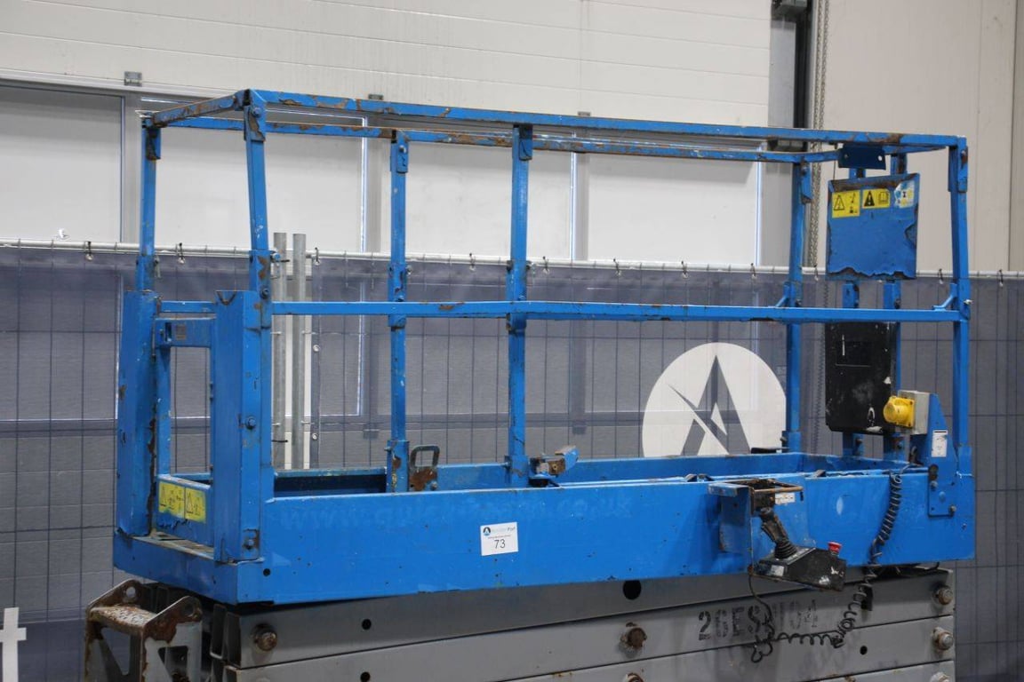 Scissor Lift Genie Electric 9.8m 1 Scissor Lifts image 10