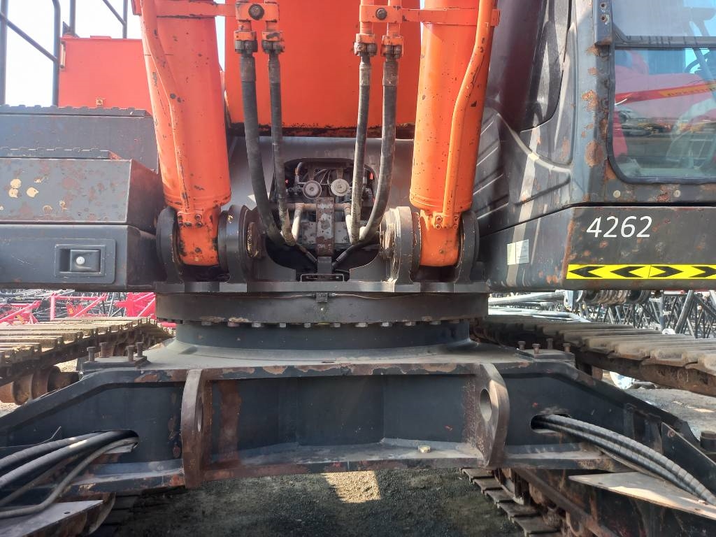 CAT ZX870-5G (Medium Reach 14m in Abu Dhabi) 2018 ETR-1175 ZX870-5G (Medium Reach 14m in Abu Dhabi) 2018 1 Crawler Excavat...