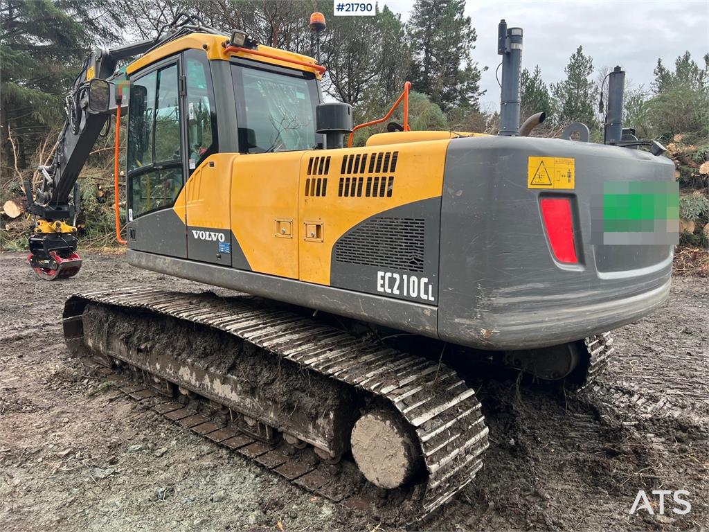 Volvo ec210cl excavator w/ rototilt, sanding bucket and 2010 21790 ec210cl excavator w/ rototilt, sanding bucket and 2010 ...