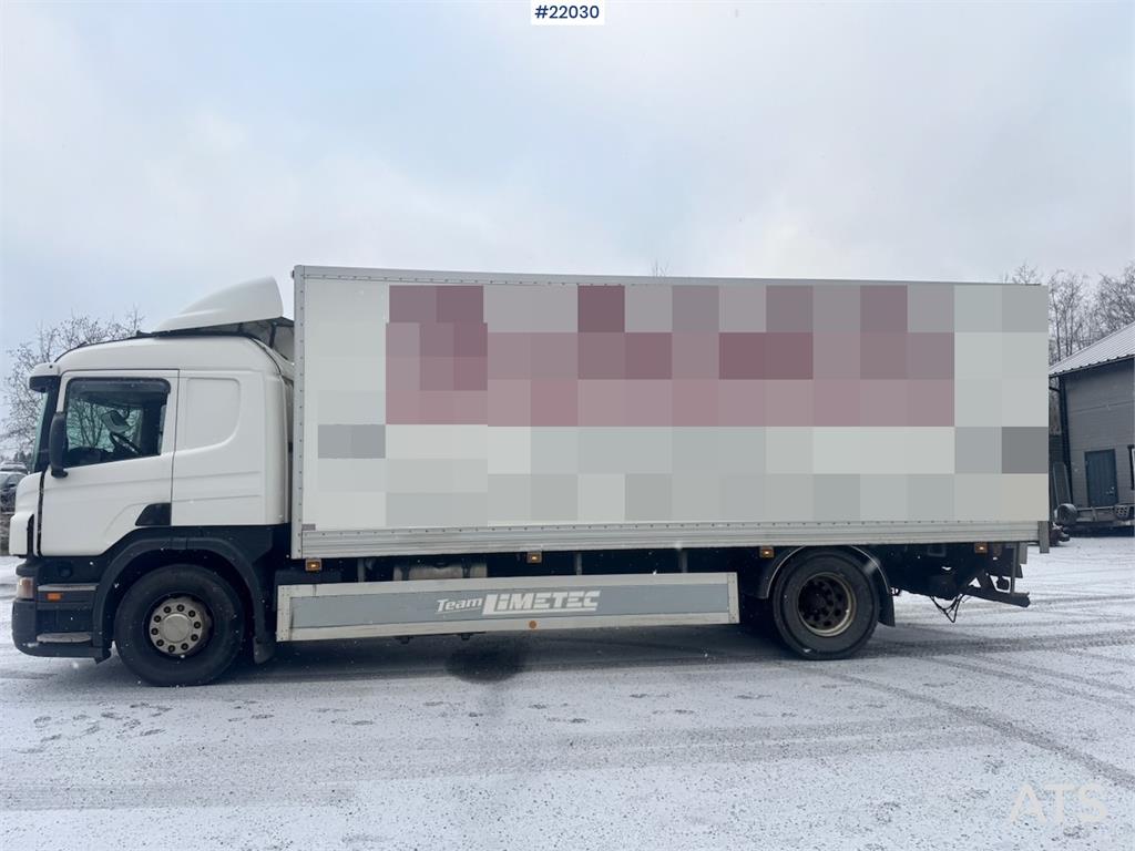 Scania P310 4x2 box truck with full side opening 2005 22030 P310 4x2 box truck with full side opening 2005 1 image 11