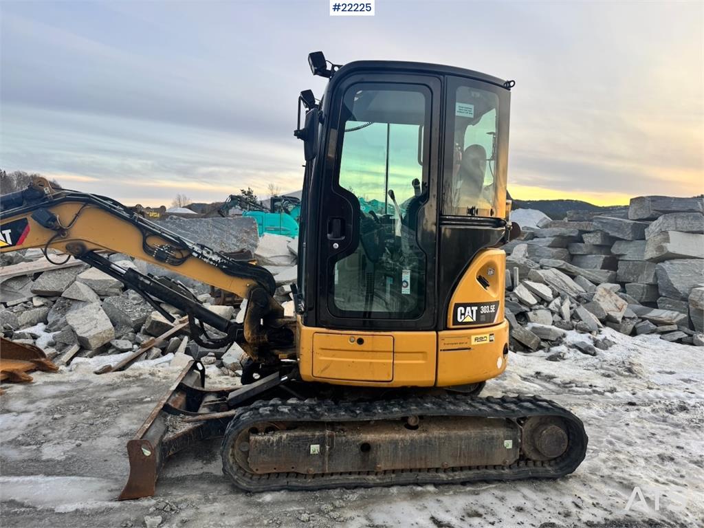 CAT 303.5ECR 2018 22225 303.5ECR 2018 1 image 9
