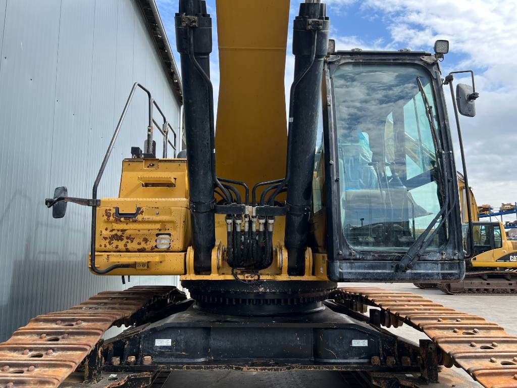 CAT 352F 2017 206241 352F 2017 1 Crawler Excavators image 9