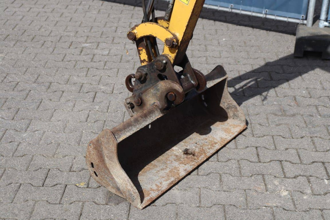 Minigraver Caterpillar 301.8 Diesel 15.7kW 301.8 1 image 11