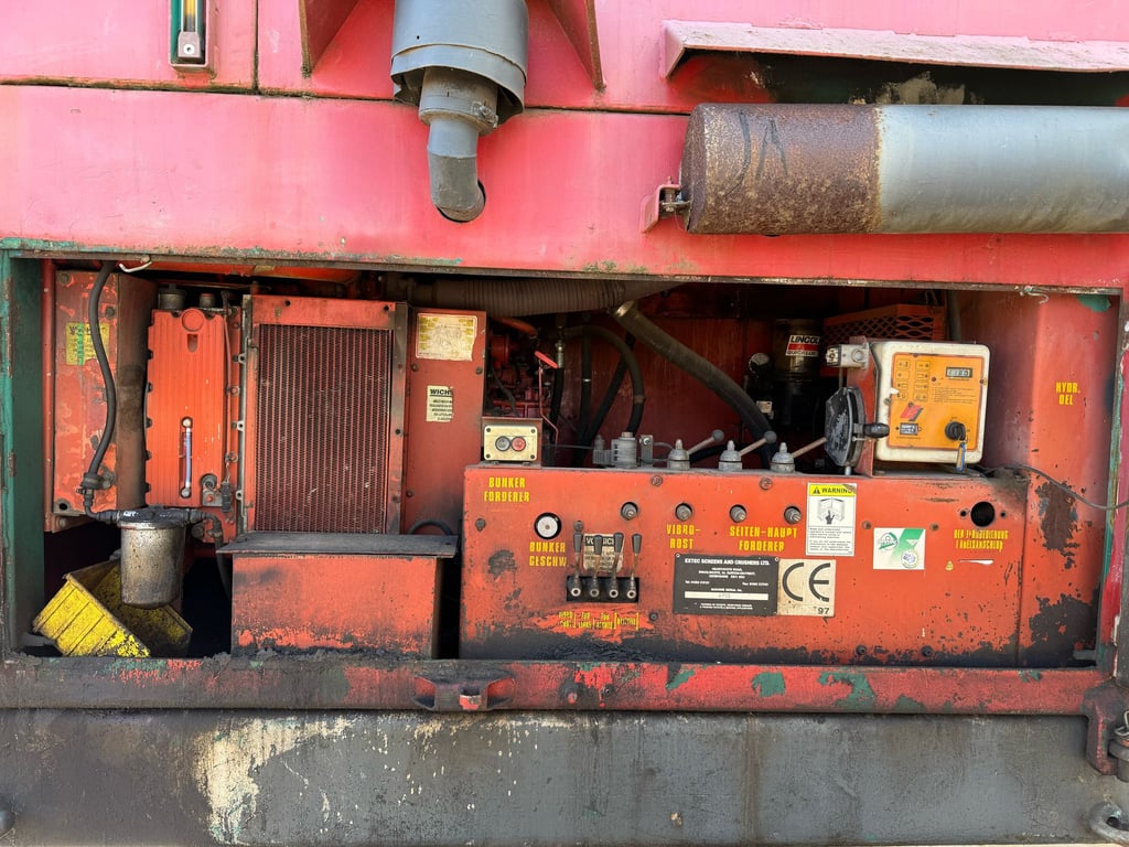 Extec Robotrac 7000 1997 00033316 Robotrac 7000 1997 1 image 5