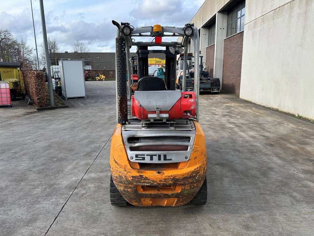 Forklift Still RX70-25T LPG 2500kg 2012 2012 Still RX70-25T 2012 1 Forklift image 5