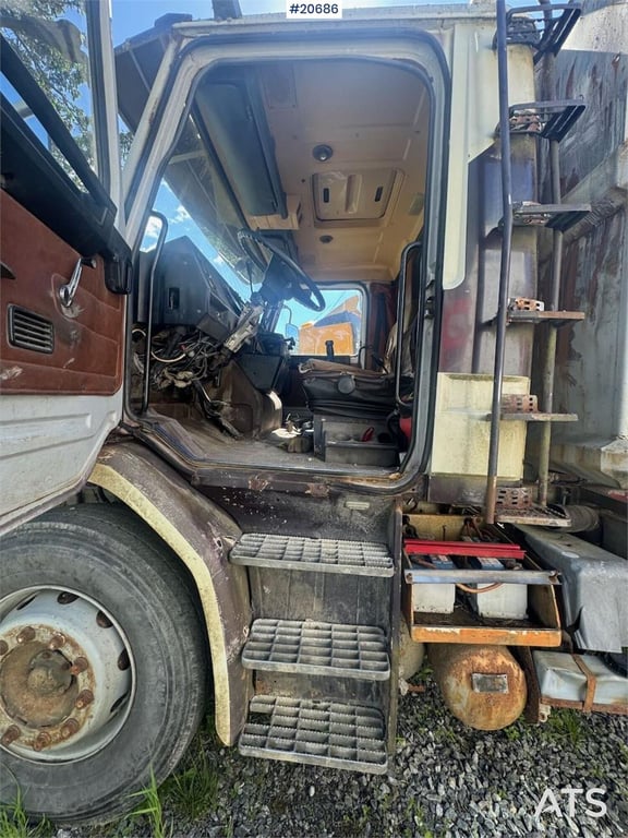 Scania 112H conventional truck WATCH VIDEO 1981 20686 112H conventional truck WATCH VIDEO 1981 1 Tipper trucks image 13