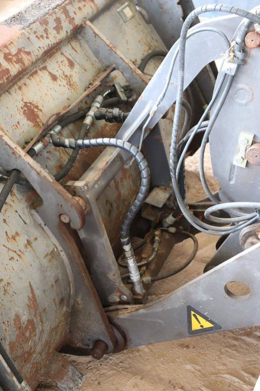 Wheel loader Volvo L25F-P Diesel 58 hp 2010 2010 L25F-P 2010 1 image 11