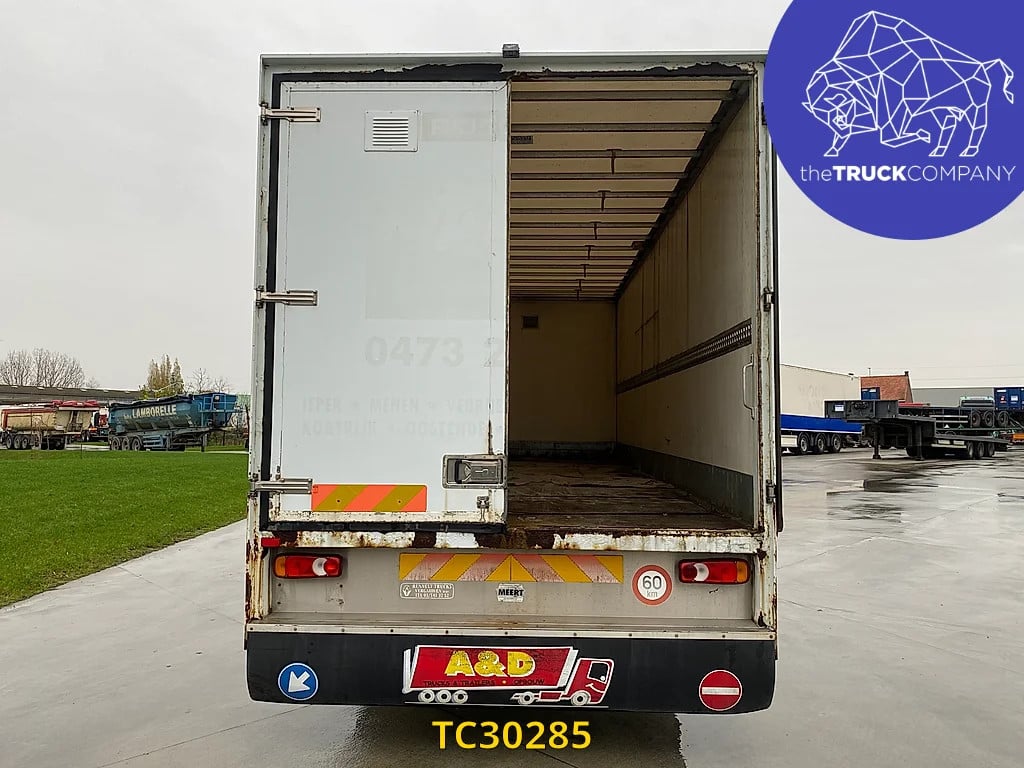 Renault Midlum 220 2003 TC30285 Renault Midlum 220 2003 1 image 9