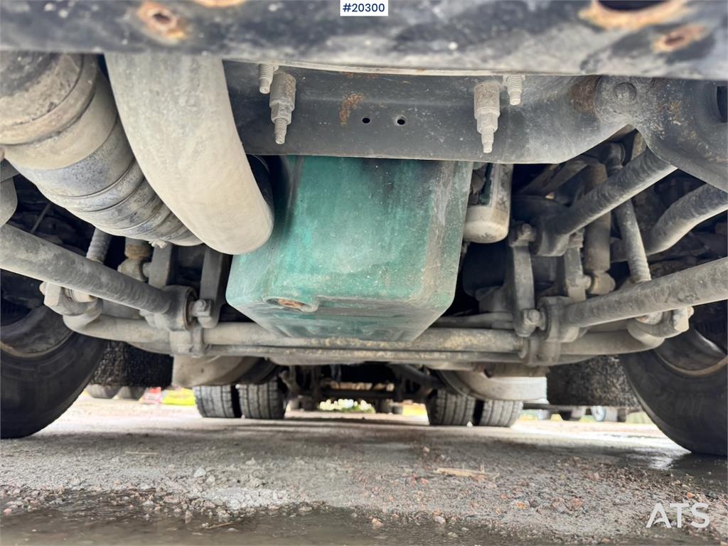 Volvo FH16 6x2 Truck w/tipping hydraulics for tipper sem 2004 20300 FH16 6x2 Truck w/tipping hydraulics for tipper sem 200...