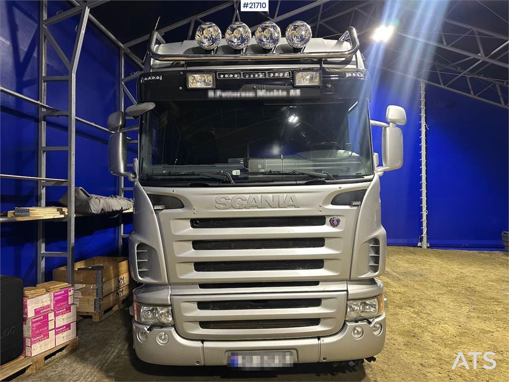 Scania R560 brøyterigget krokbil m / 20 T krok og kasse. 2008 21710 R560 brøyterigget krokbil m / 20 T krok og kasse. 2008...