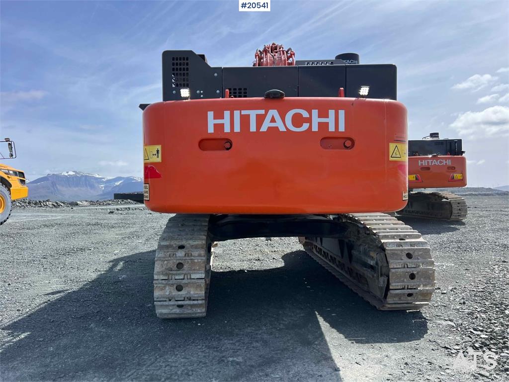 Hitachi zx530LCH-6 excavator w/ bucket. WATCH VIDEO 2018 20541 zx530LCH-6 excavator w/ bucket. WATCH VIDEO 2018 1 Crawler ...