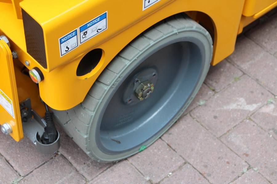 Haulotte Compact 8 Valid inspection, *Guarantee! Electric, 2018 HAULOTTE - Compact 8 - 60087 Compact 8 Valid inspection, *...