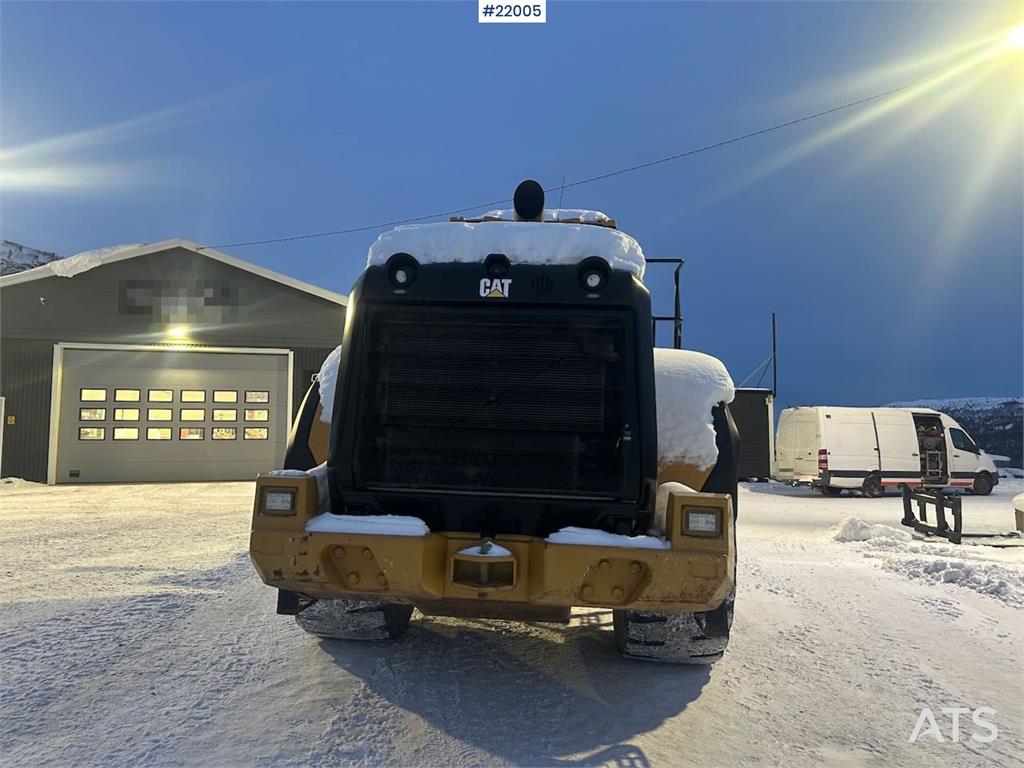 CAT 980M wheel loader w/ bucket. WATCH VIDEO. 2016 22005 980M wheel loader w/ bucket. WATCH VIDEO. 2016 1 Wheel Loaders im...