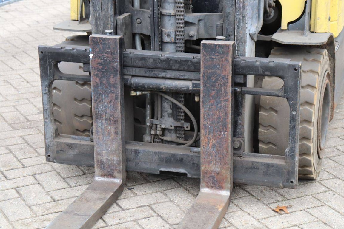 Hyster J3.0XN Electric Forklift 2330kg 3.2m 2011 2011 J3.0XN 2011 1 Forklift image 11