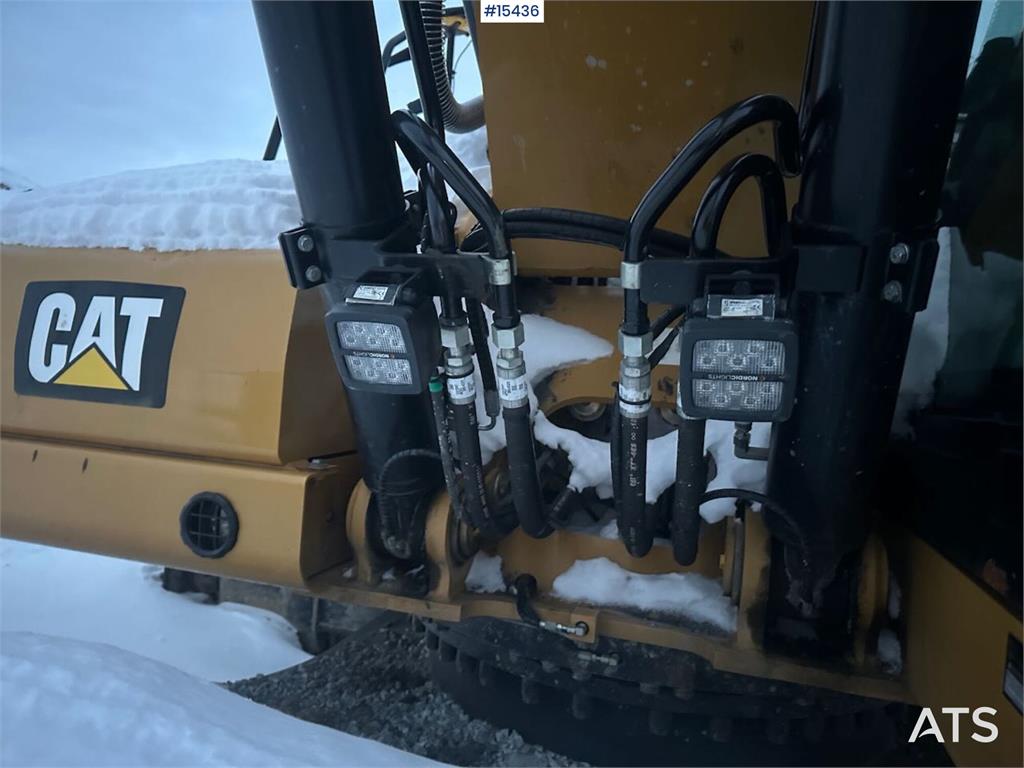 CAT 320 2019 15436 320 2019 1 Crawler Excavators image 15