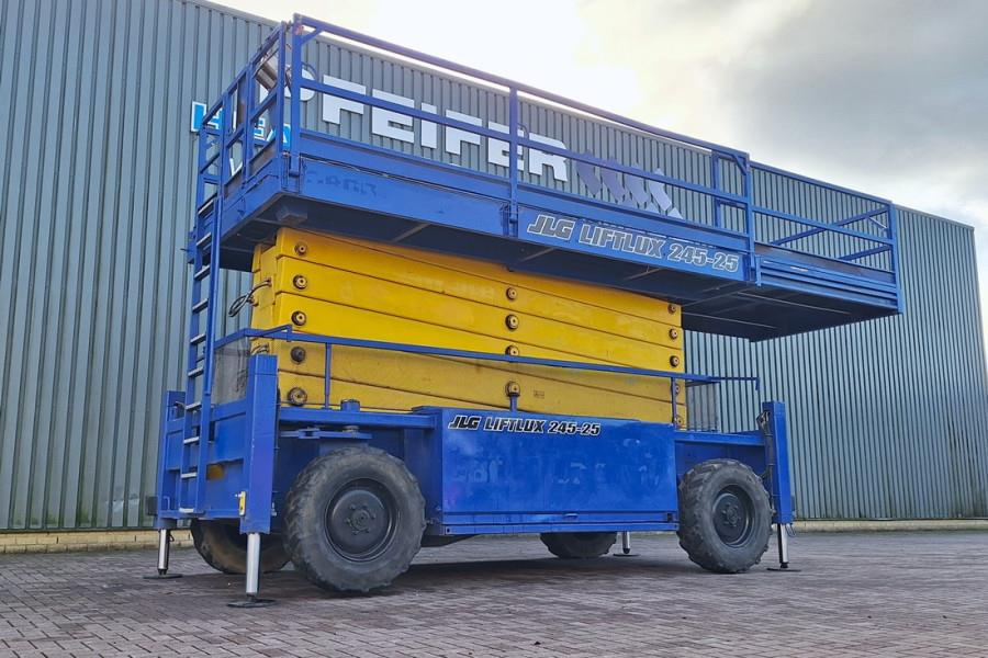 JLG 245-25 Diesel, 4x4 Drive, 26m Working Height, 750k 2008 JLG - 245-25 - 90379 245-25 Diesel, 4x4 Drive, 26m Working Hei...