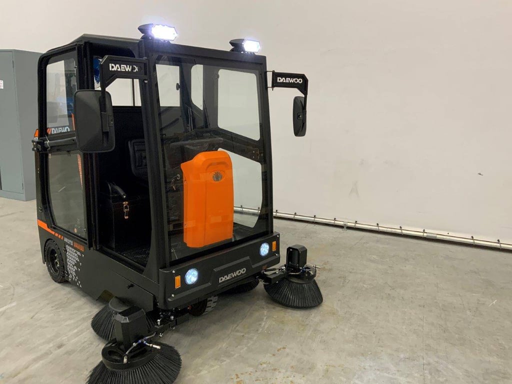 Daewoo DAS100 Electric Sweeper 1200W 2024 New 2024 DAS100 2024 0 image 2