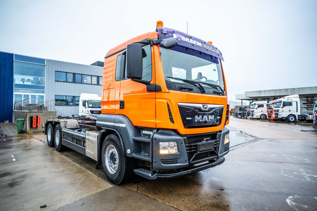 MAN TGS 33.420 BB 2017 E65148 TGS 33.420 BB 2017 1 image 10