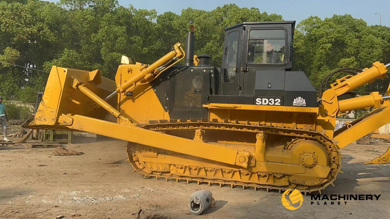 Shantui SD32 Used Bulldozers Made in China For Sale SD32 2019 1 Dozers image 2