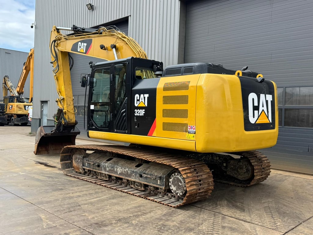 Caterpillar 320FL incl. 3 x Bucket 2017 00033459 320FL incl. 3 x Bucket 2017 1 image 5
