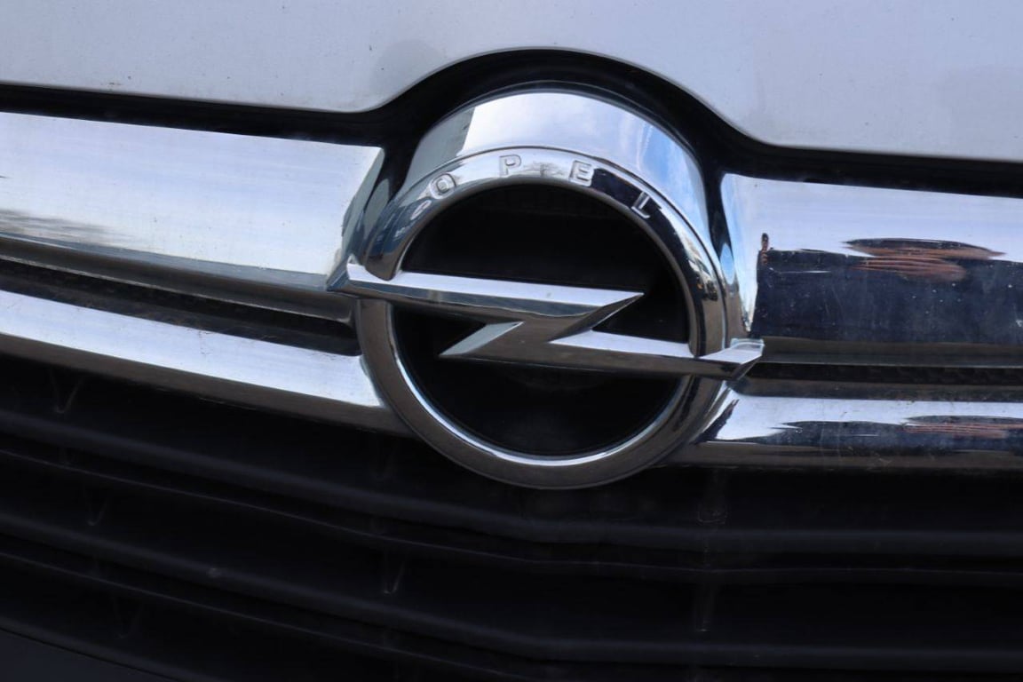 Opel Combo Diesel 2017 Van 2017 Opel Combo 2017 1 image 10