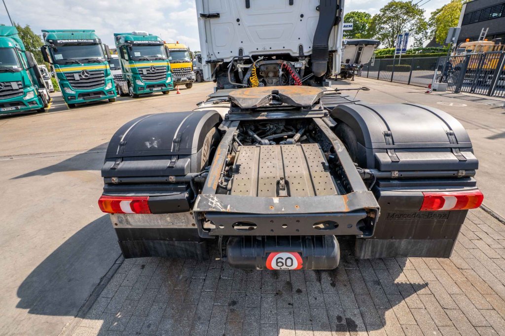 MERCEDES ACTROS 1845 LS 2015 E64016 ACTROS 1845 LS 2015 1 image 8