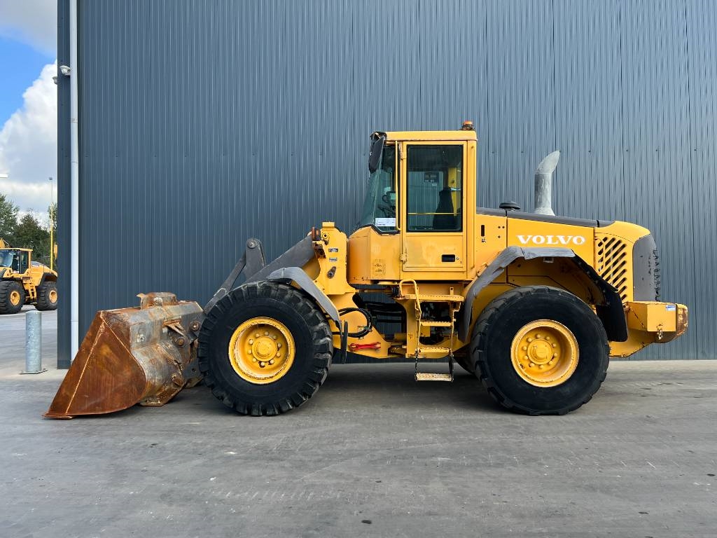 Volvo L60E 2004 208857 L60E 2004 1 Wheel Loaders image 2