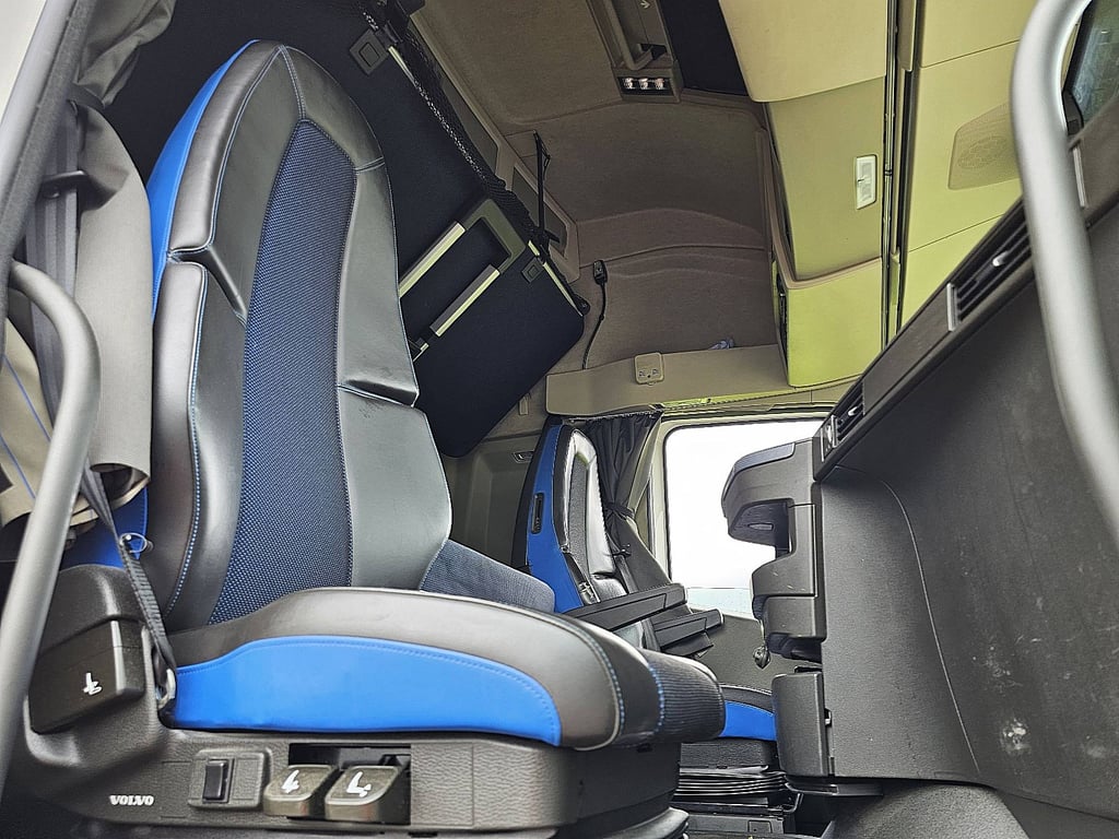 Heavy machinery product image - Image 7 of 15