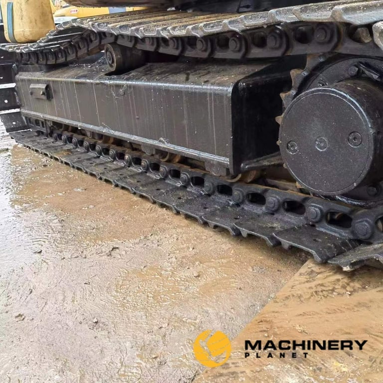 Mini used CAT 303CR Crawler excavator 303CR 2021 1 image 2