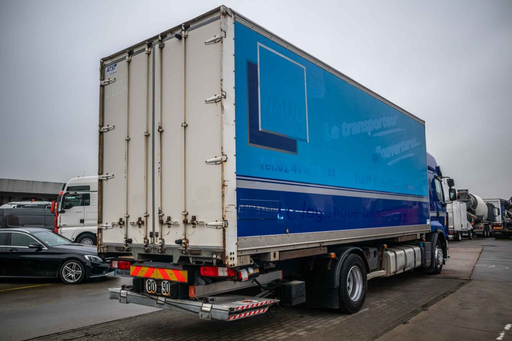 RENAULT PREMIUM 380 DXI+INTARDER+DHOLLANDIA 2012 E63049 Renault PREMIUM 380 DXI+INTARDER+DHOLLANDIA 2012 1 image 3